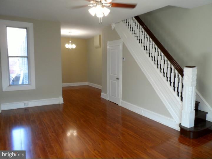 931 Robeson St, Reading, PA 19604 - photo 1