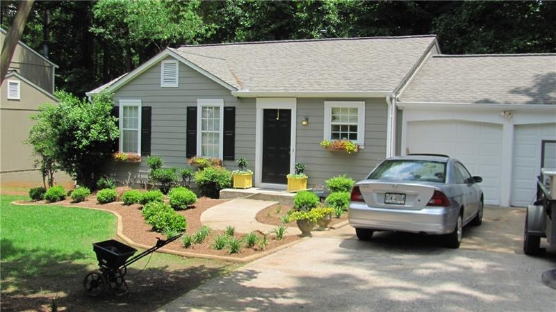 10755 Plantation Bridge Dr, Alpharetta, GA 30022 - photo 1