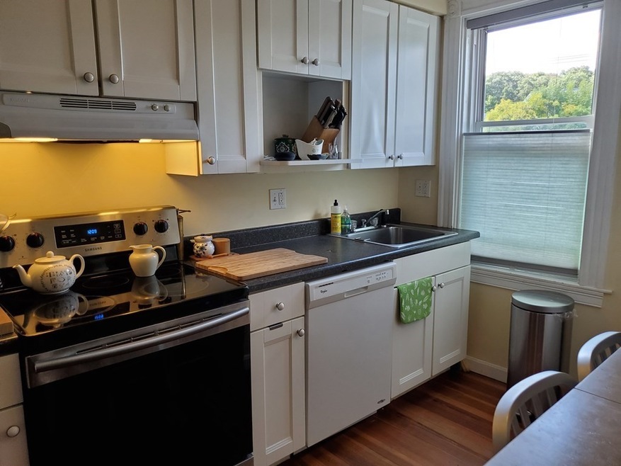 6 Roberts St unit 2, Brookline, MA 02445 - photo 1