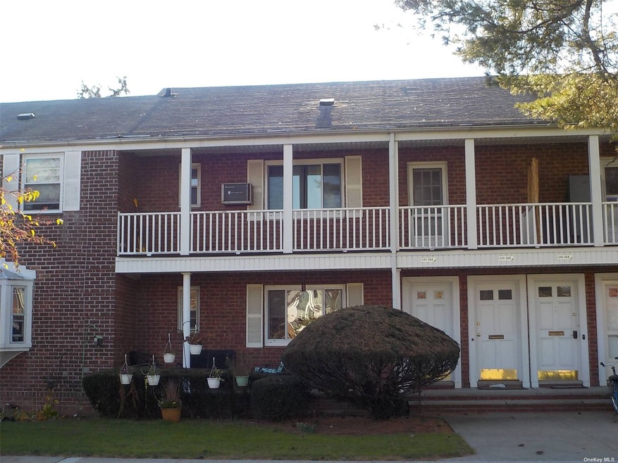 245-58 77th Crescent unit 2nd fl, Bellerose, NY 11426 - photo 1