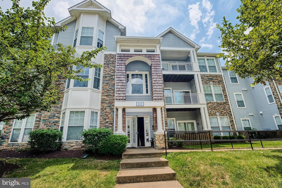 Under Contract $320,000