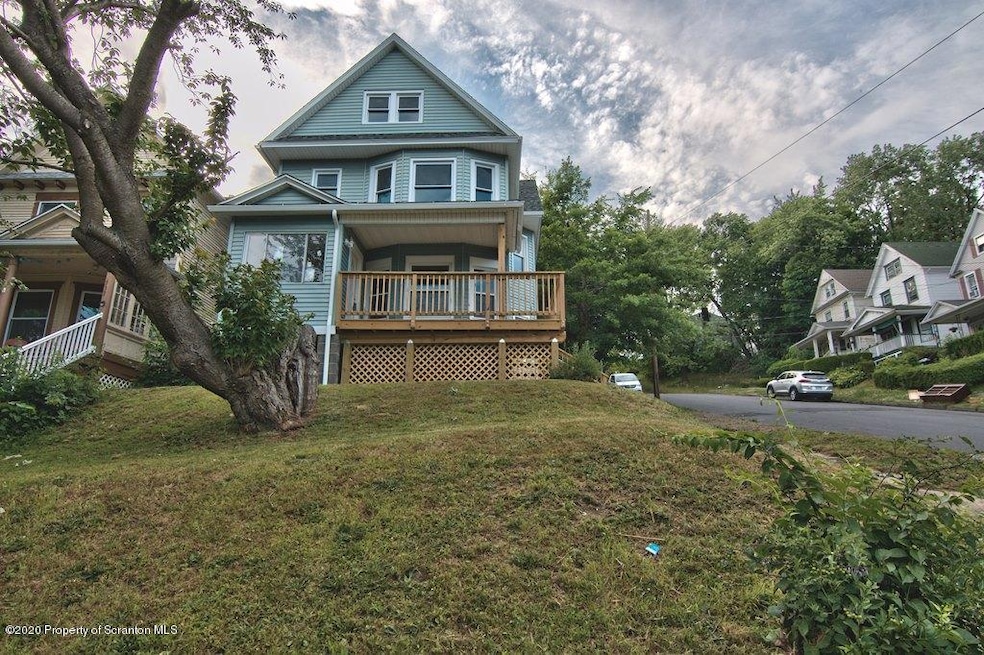 539 N Irving Ave, Scranton, PA 18510 - photo 1