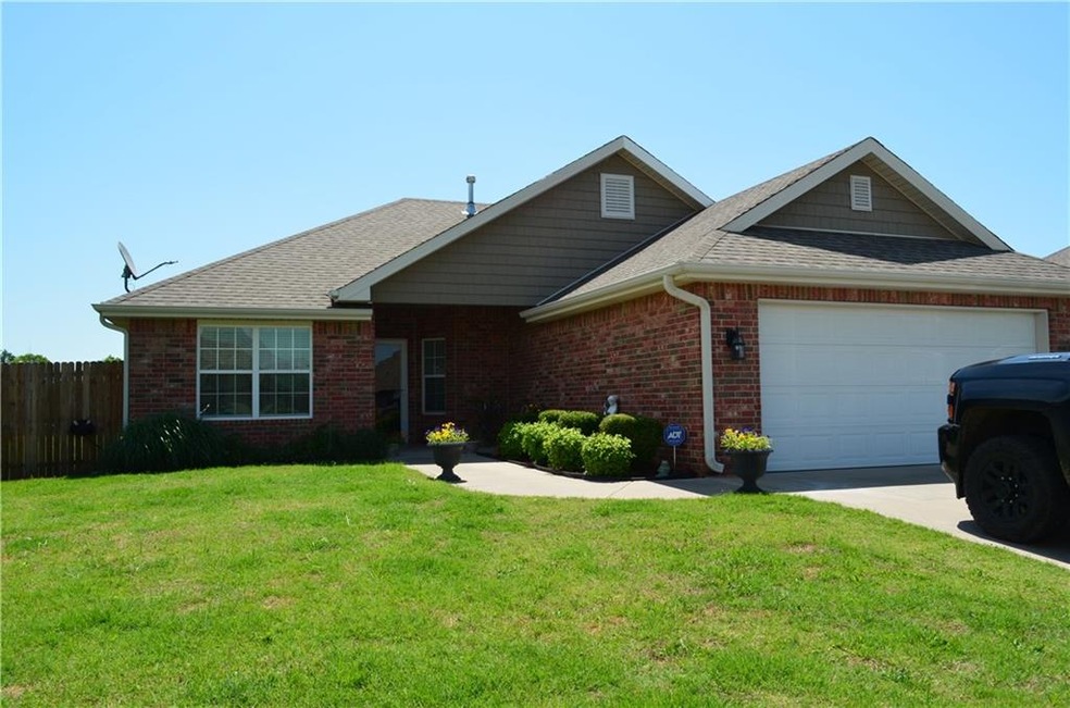 2307 Timbers Blvd, Shawnee, OK 74804 - photo 1