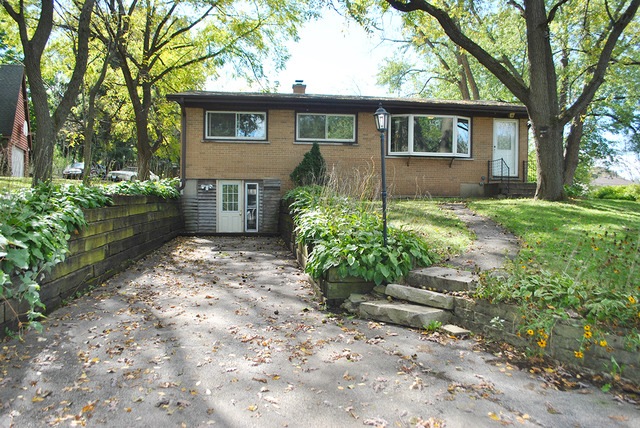 149 Lake Shore Dr, Carpentersville, IL 60110 - photo 1