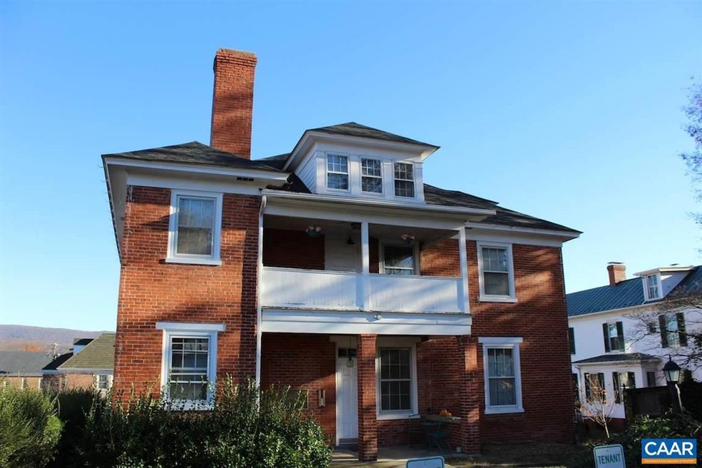 325 Chestnut Ave unit D, Waynesboro, VA 22980 - photo 1