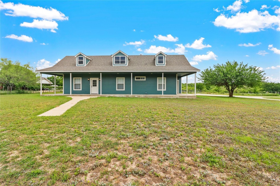 1463 Ragle Rd, Weatherford, TX 76087 - photo 1
