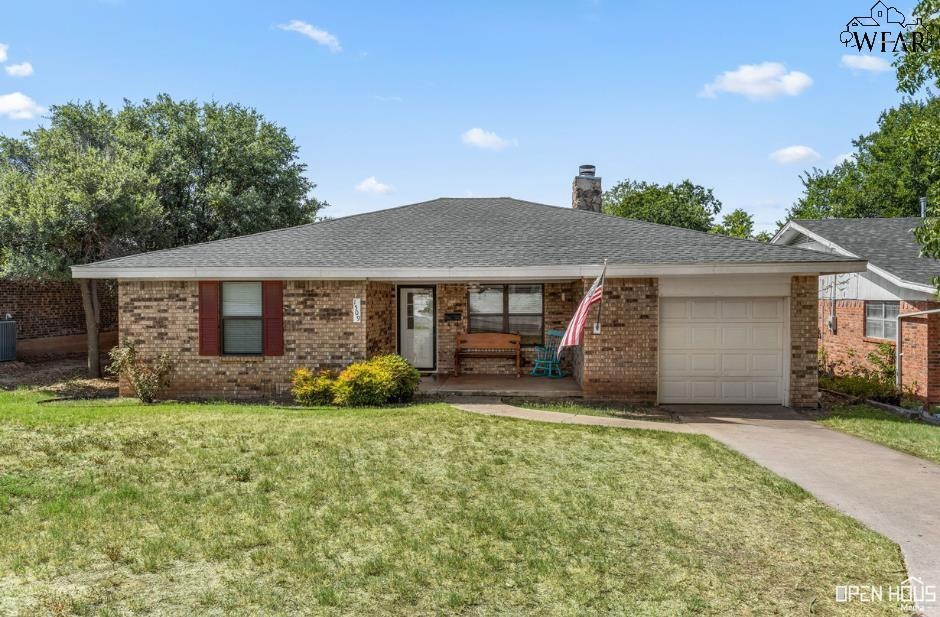 1509 Hursh Ave, Wichita Falls, TX 76302 - photo 1