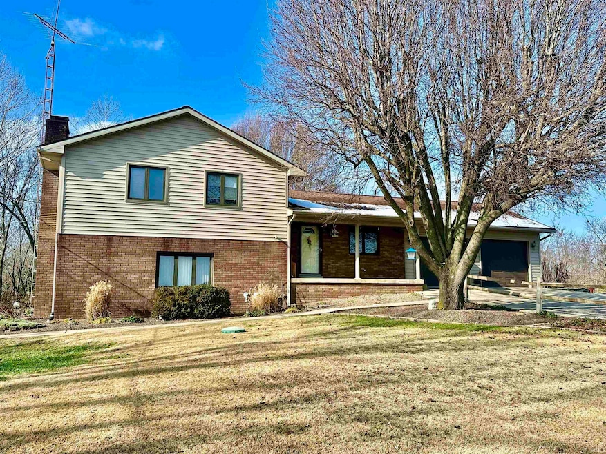 3031 S US Highway 231, Huntingburg, IN 47542 - photo 1