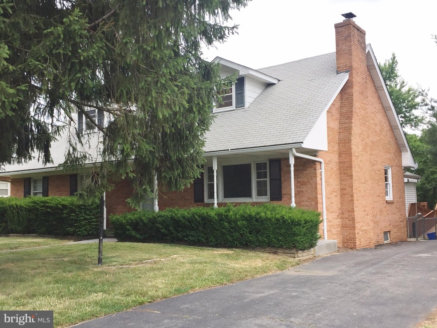 332 Longview Ave, Winchester, VA 22601 - photo 1