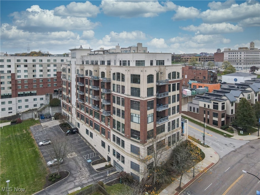 21 Furnace St unit 701, Akron, OH 44308 - photo 1