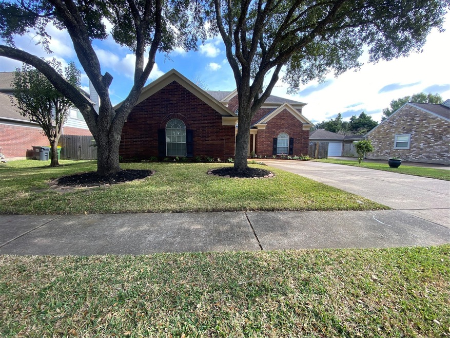 4005 Ivywood Dr, Pearland, TX 77584 - photo 1