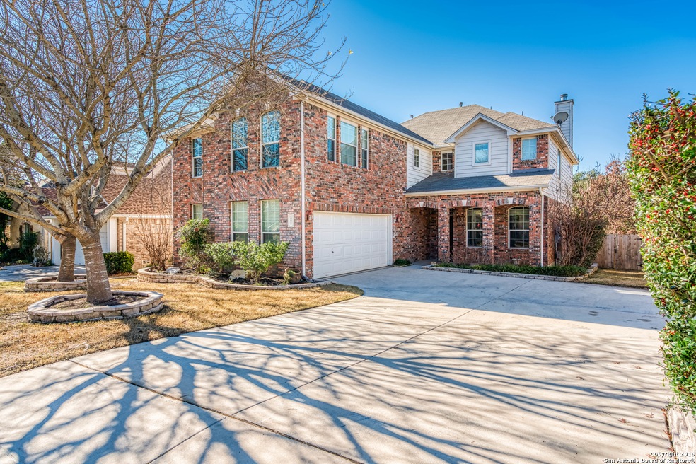 10618 Rainbow View, Helotes, TX 78023 - photo 1