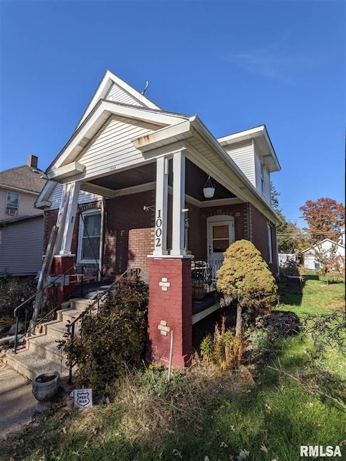 1002 E High St, Davenport, IA 52803 - photo 1