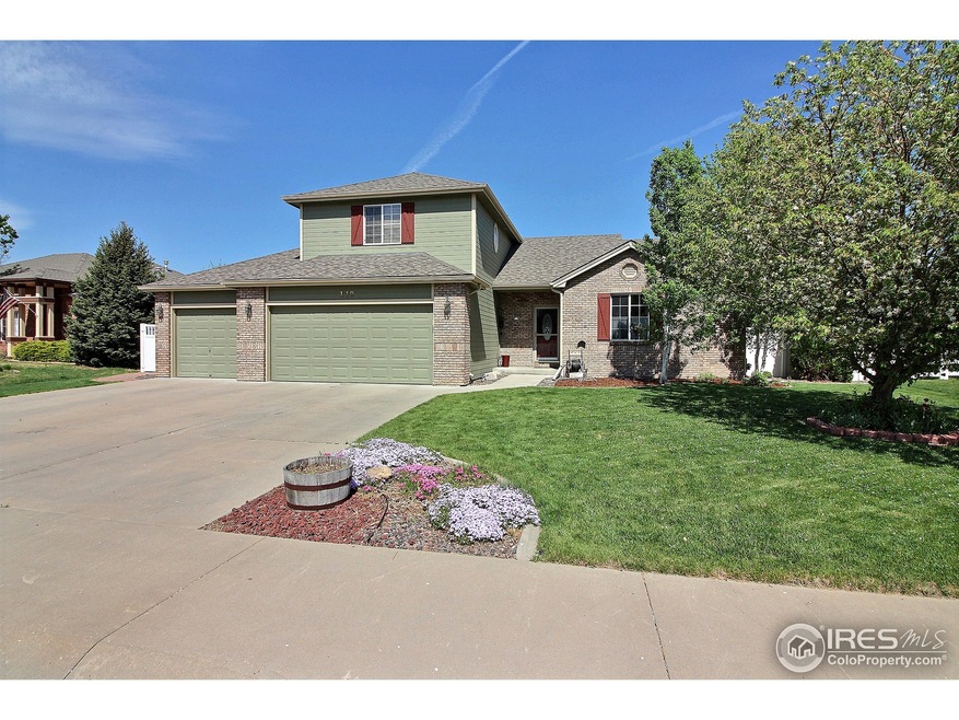 Beautiful 2-Story Home in Hunters Cove