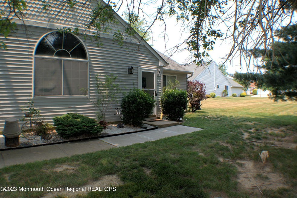 Front_Yard