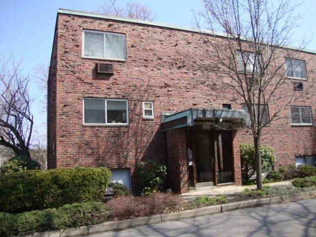 For Rent $2,500/month