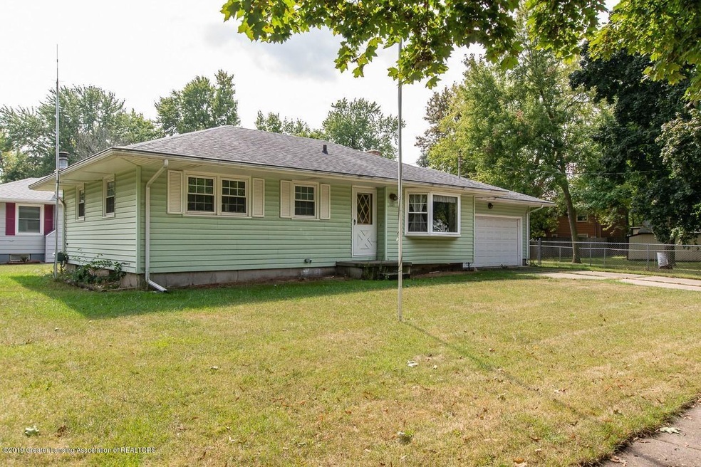thumbnail_001-1020 Kendon Dr Lansing -Me