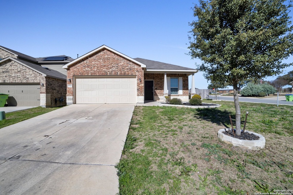 9941 Waddie Ln, San Antonio, TX 78254 - photo 1