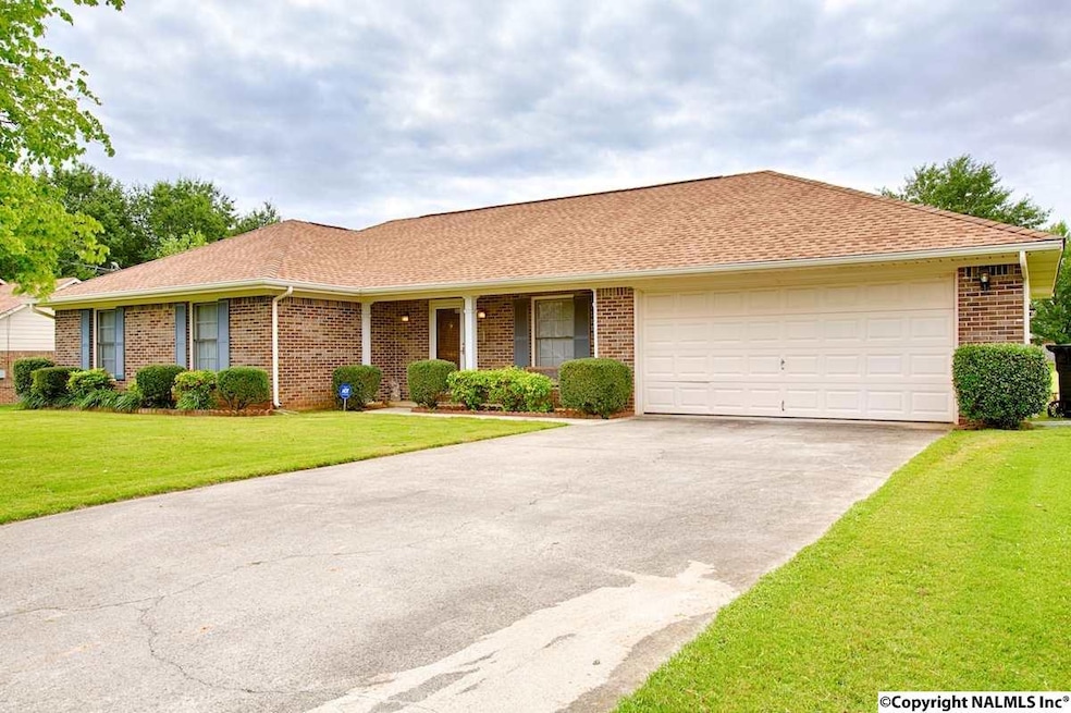 Beautifully cared for full brick home on large lot! Move in ready! New roof, HVAC, windows & water heater in the past 3 to 5 years!  Zero down options available!