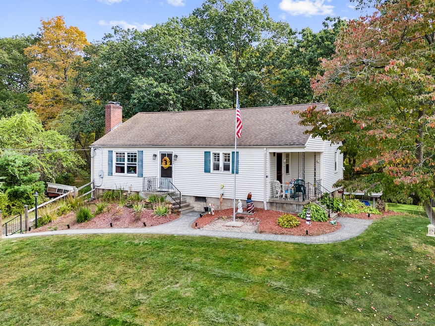 40 Circle Dr, Wallingford, CT 06492 - photo 1