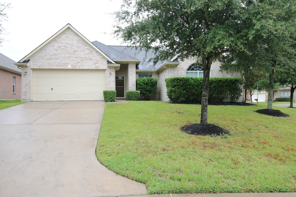 30627 N Sulphur Creek Dr, Magnolia, TX 77355 - photo 1