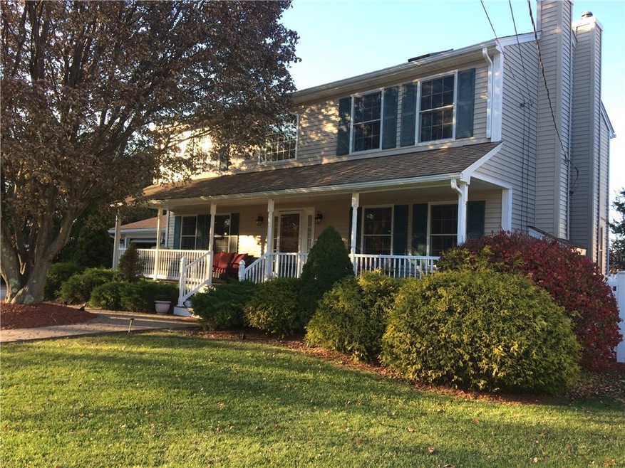 10 Mowry Rd, Smithfield, RI 02917 - photo 1