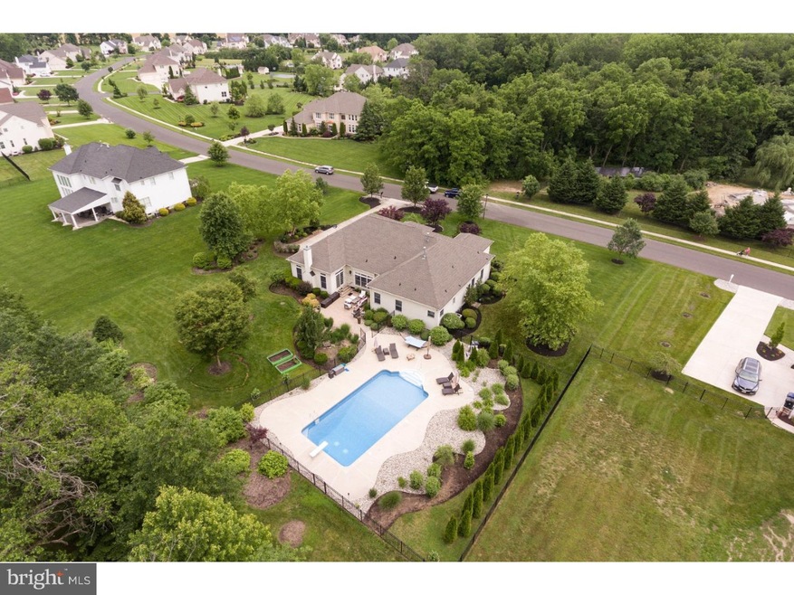 105 Preakness Dr, Mullica Hill, NJ 08062 - photo 1