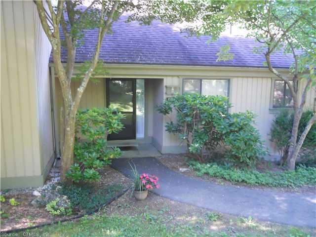 1015A Heritage Village unit 1015, Southbury, CT 06488 - photo 1