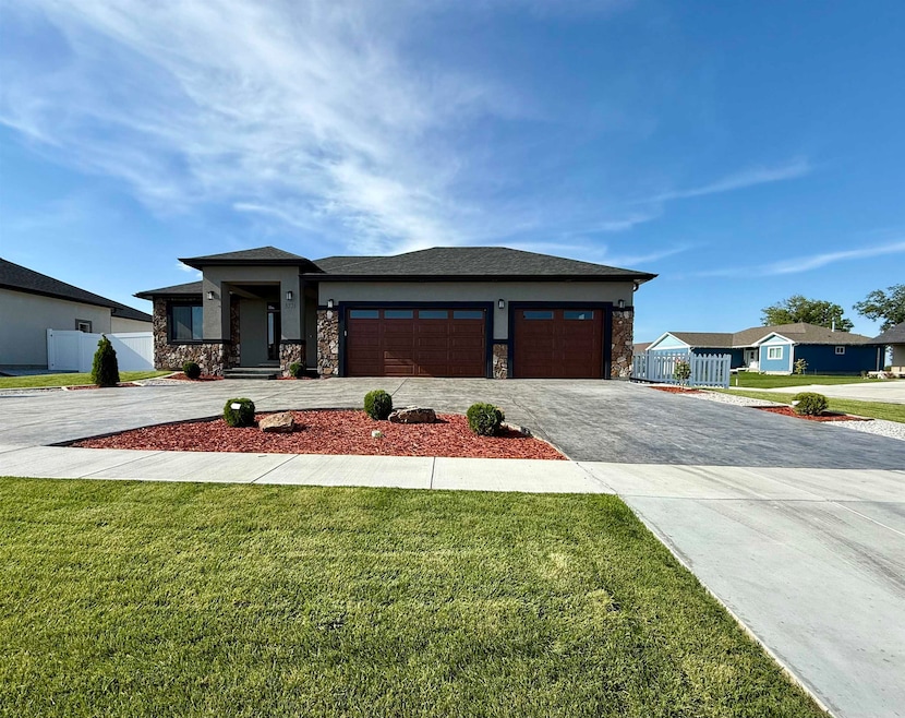 For Sale $498,000