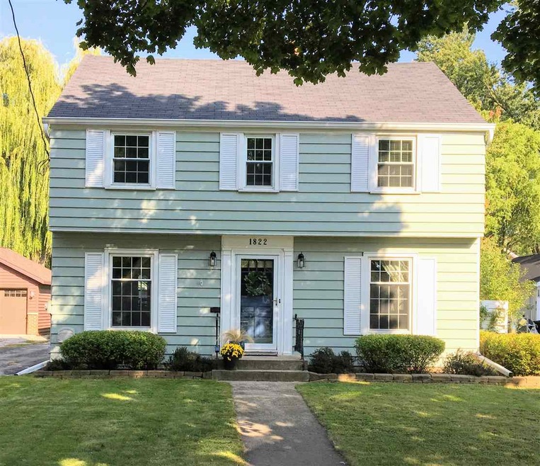 Welcome to 1822 North Appleton St!
