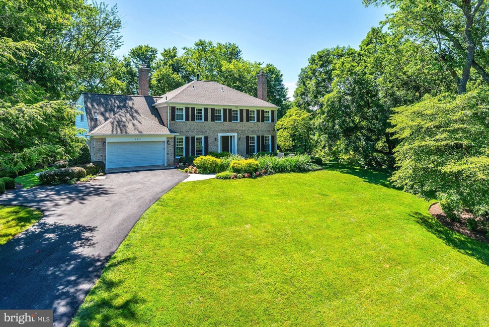 8201 Riding Ridge Place, McLean, VA 22102 - photo 1
