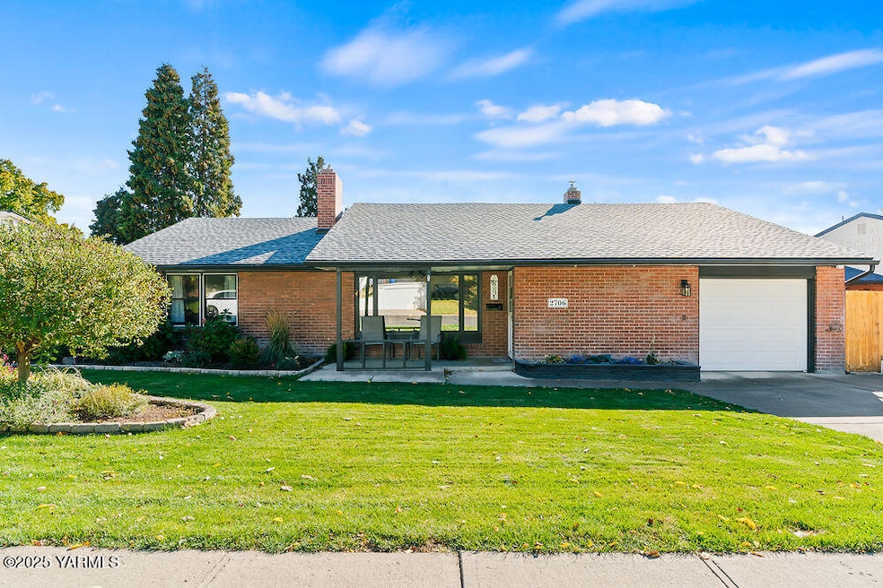 Under Contract $385,000