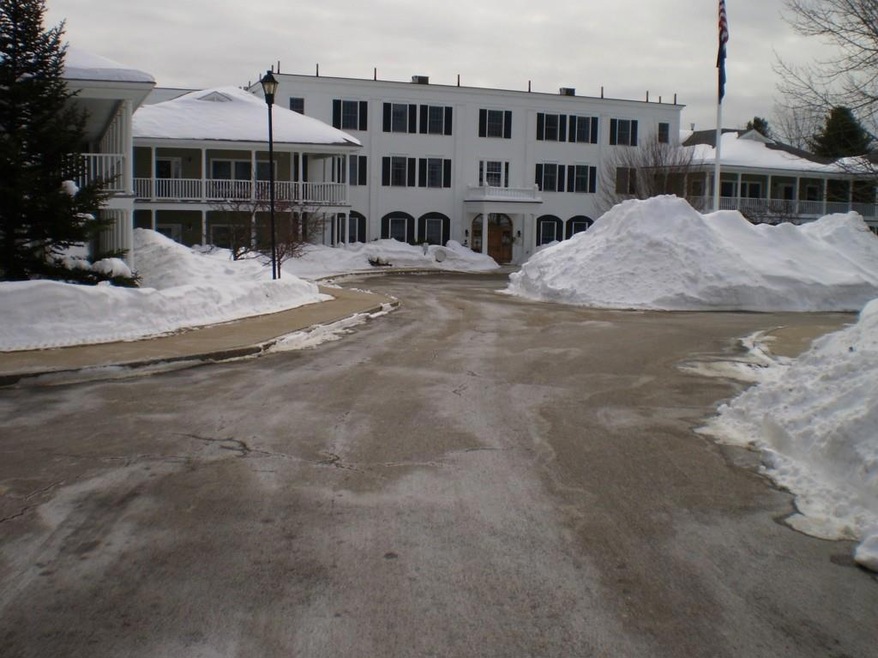 The Farragut - Exterior