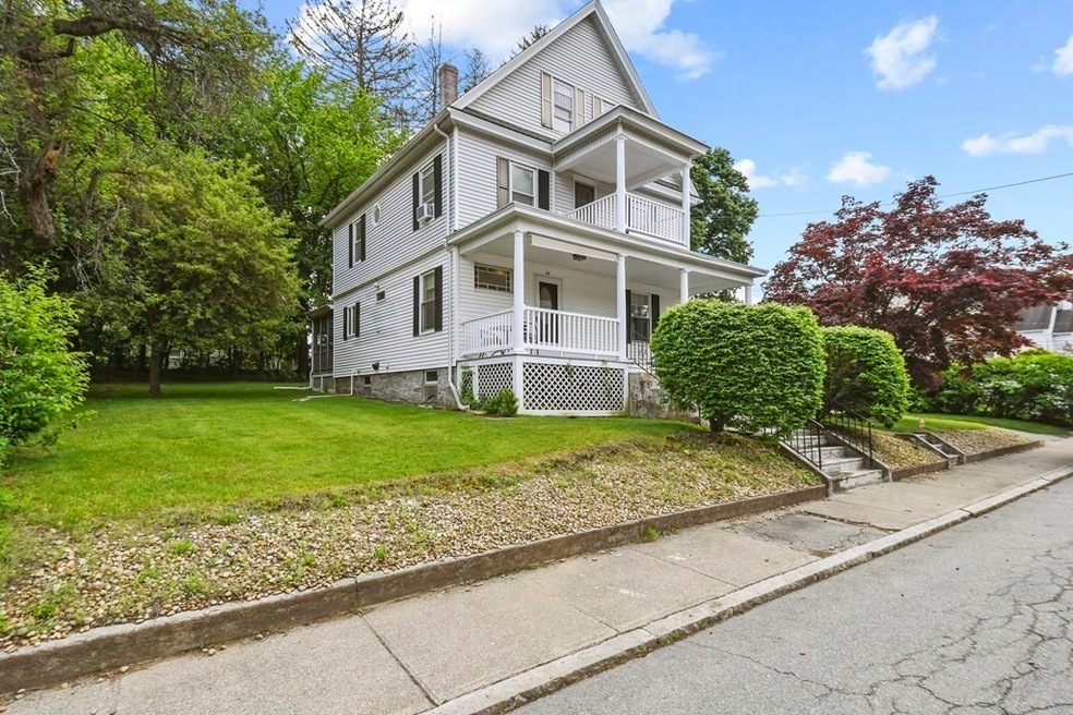 25 Daniels St, Lowell, MA 01852 - photo 1