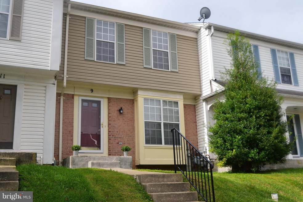9 Kimberlys Ct, Baltimore, MD 21244 - photo 1