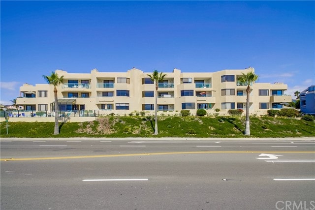 111 Tamarack Ave unit 105, Carlsbad, CA 92008 - photo 1