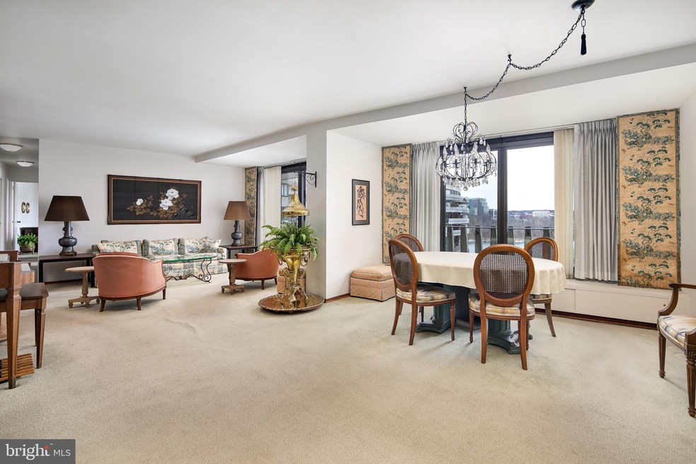 Watergate East Residences unit 1001-S, Washington, DC 20037 - photo 1