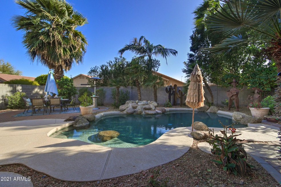 1391 W Derringer Way-48