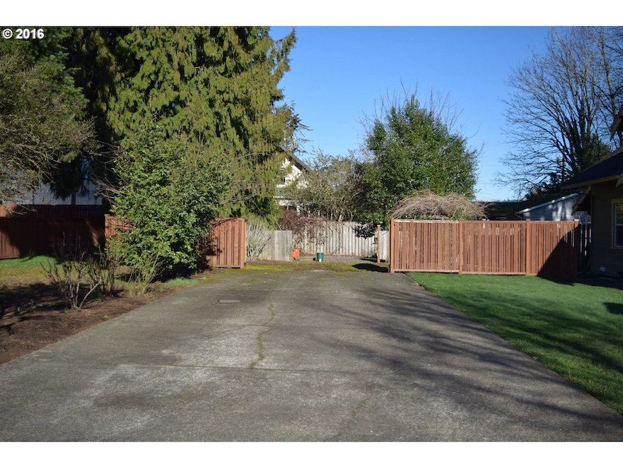 0 Willamette Falls Dr unit 1902 16672916, West Linn, OR 97068 - photo 1