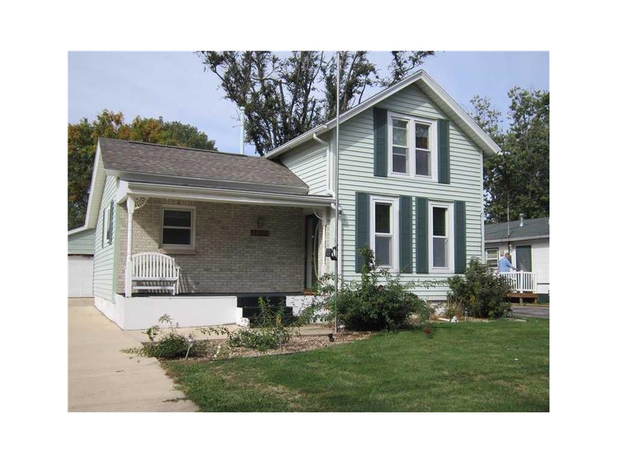 2620 Fruitland Blvd SW, Cedar Rapids, IA 52404 - photo 1