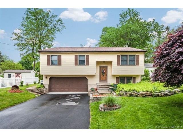 27 Maple Ln, Wolcott, CT 06716 - photo 1