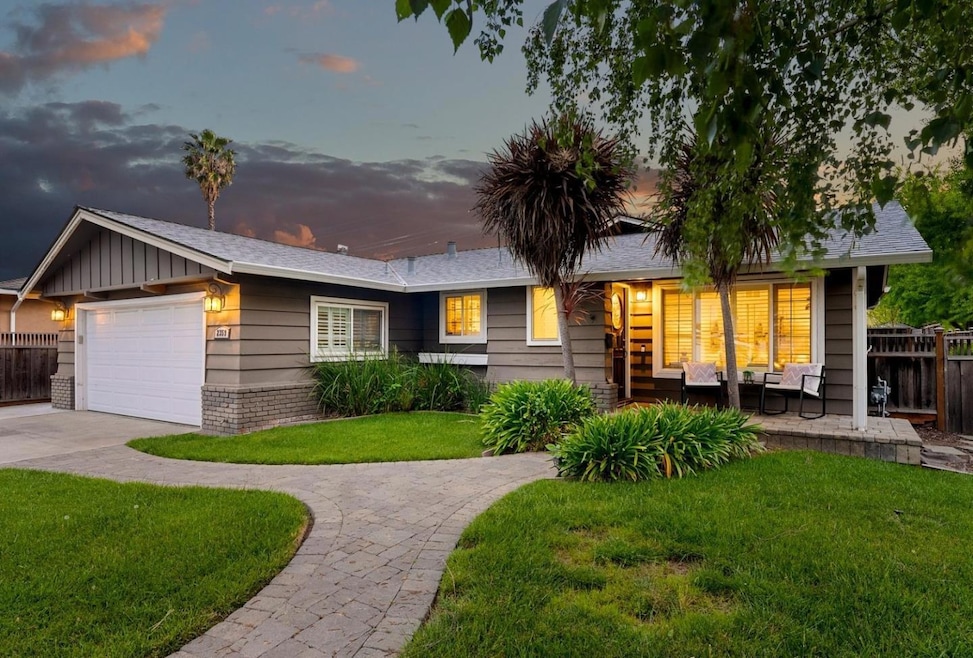 Sold $1,550,000 • Co-Listing Agent
