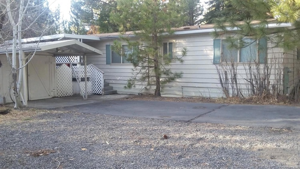 19950 Driftwood Ln unit 309, Bend, OR 97702 - photo 1