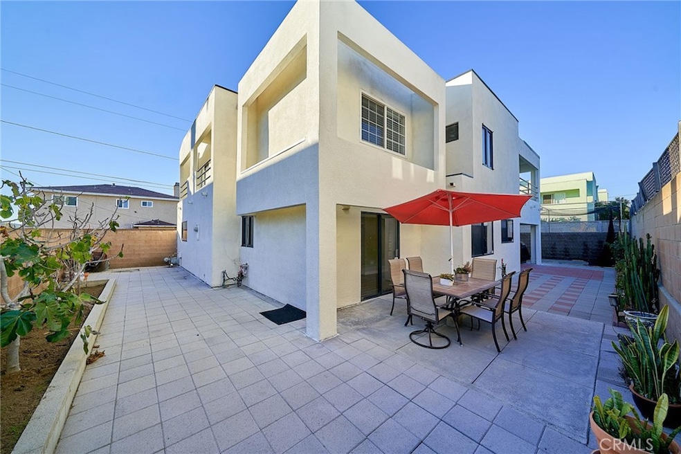 2032 W 231st St, Torrance, CA 90501 - photo 1