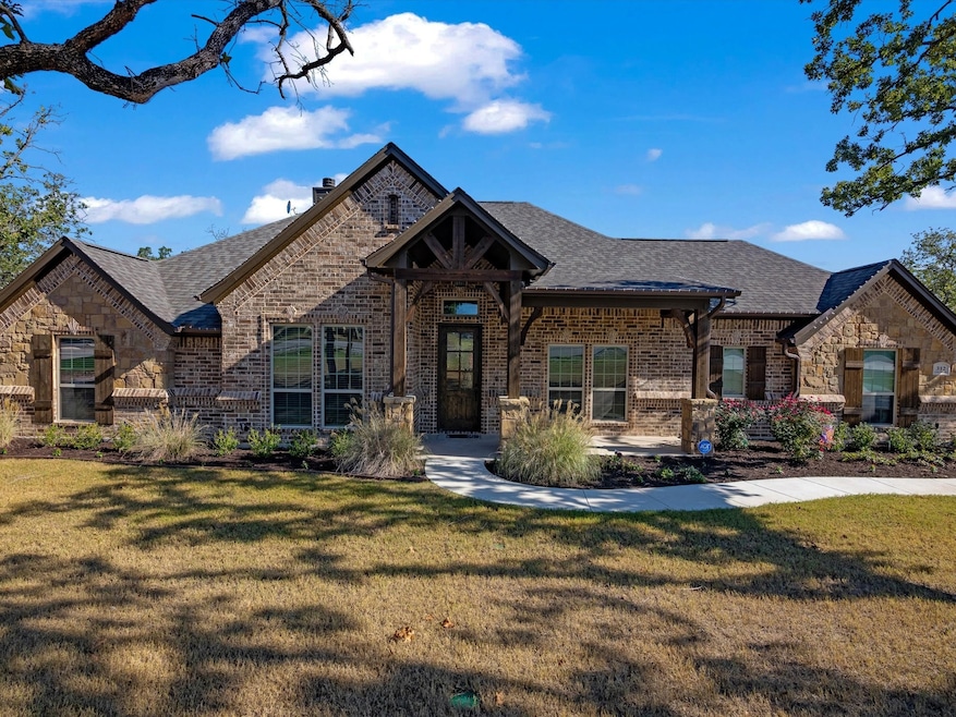 312 Scenic Wood Dr, Azle, TX 76020 - photo 1