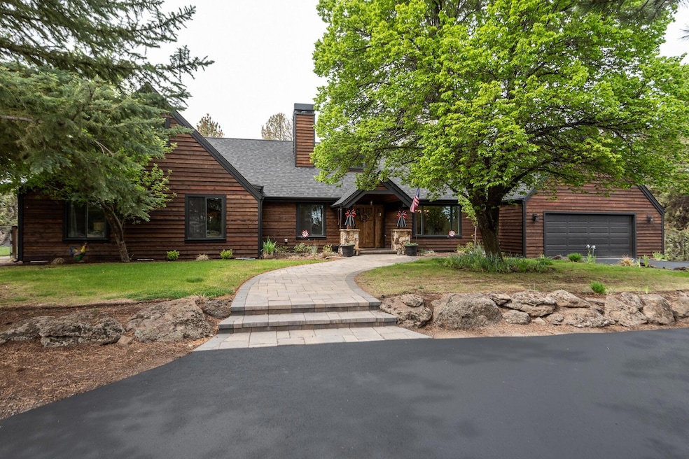 64885 Mcgrath Rd, Bend, OR 97701 - photo 1