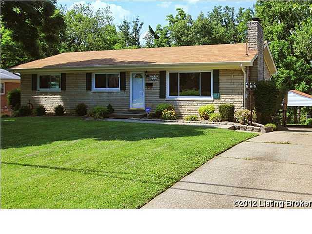 6005 Bay Pine Dr, Louisville, KY 40219 - photo 1