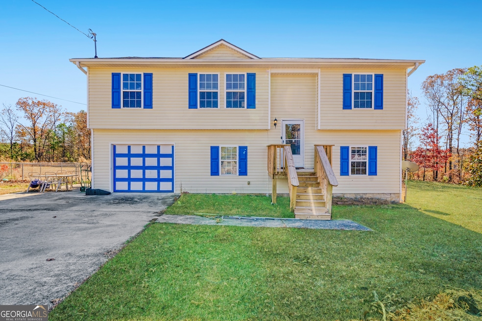 266 Lambert Overlook Cir, Carrollton, GA 30117 - photo 1