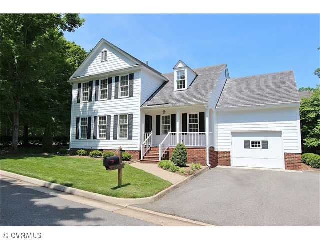 Exterior Front - Welcome home to Pagehurst!