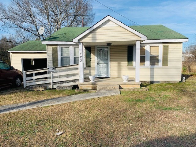 423 Bird St, Shelbyville, TN 37160 - photo 1